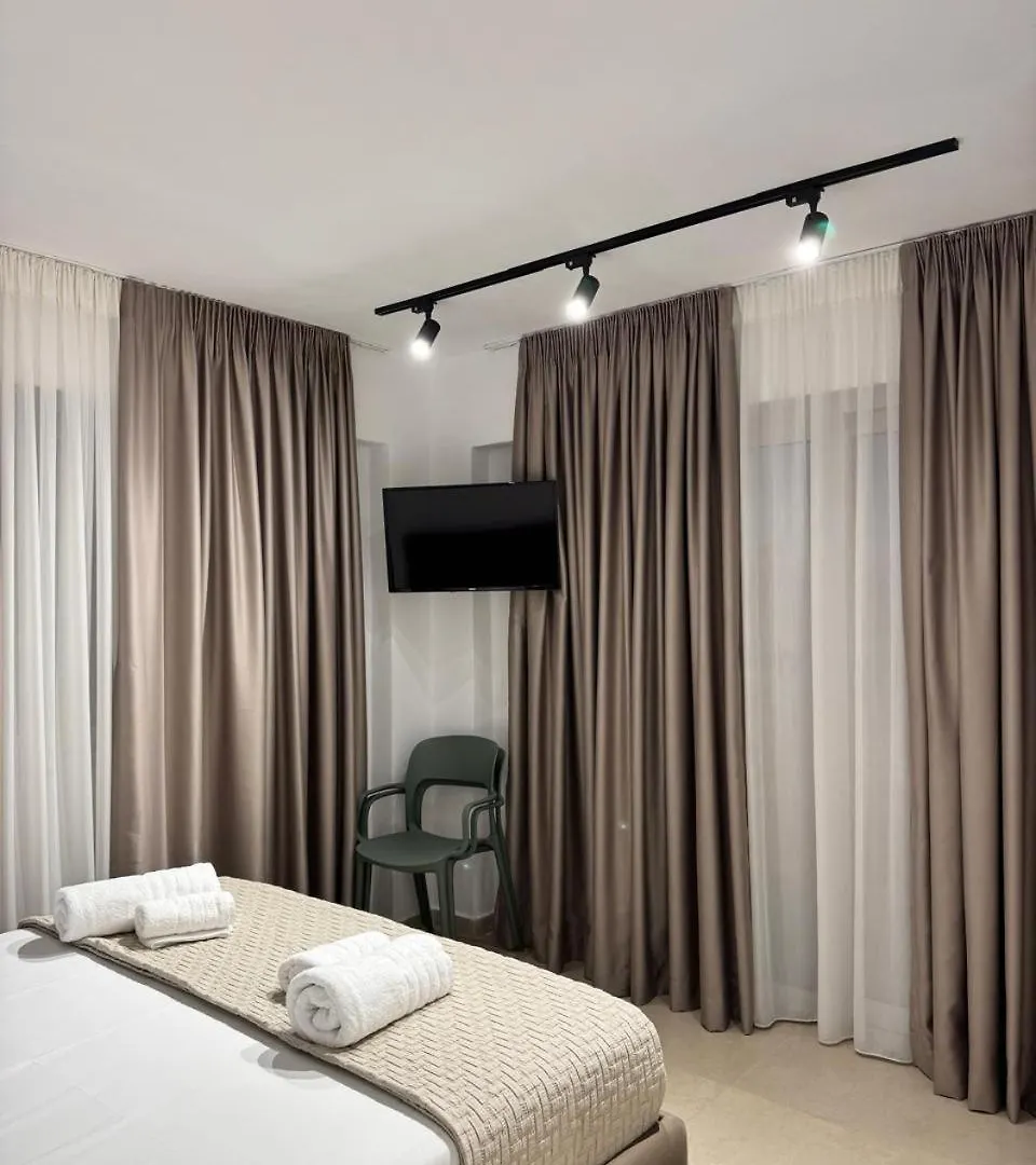 Studio Taraj Ksamil Albania