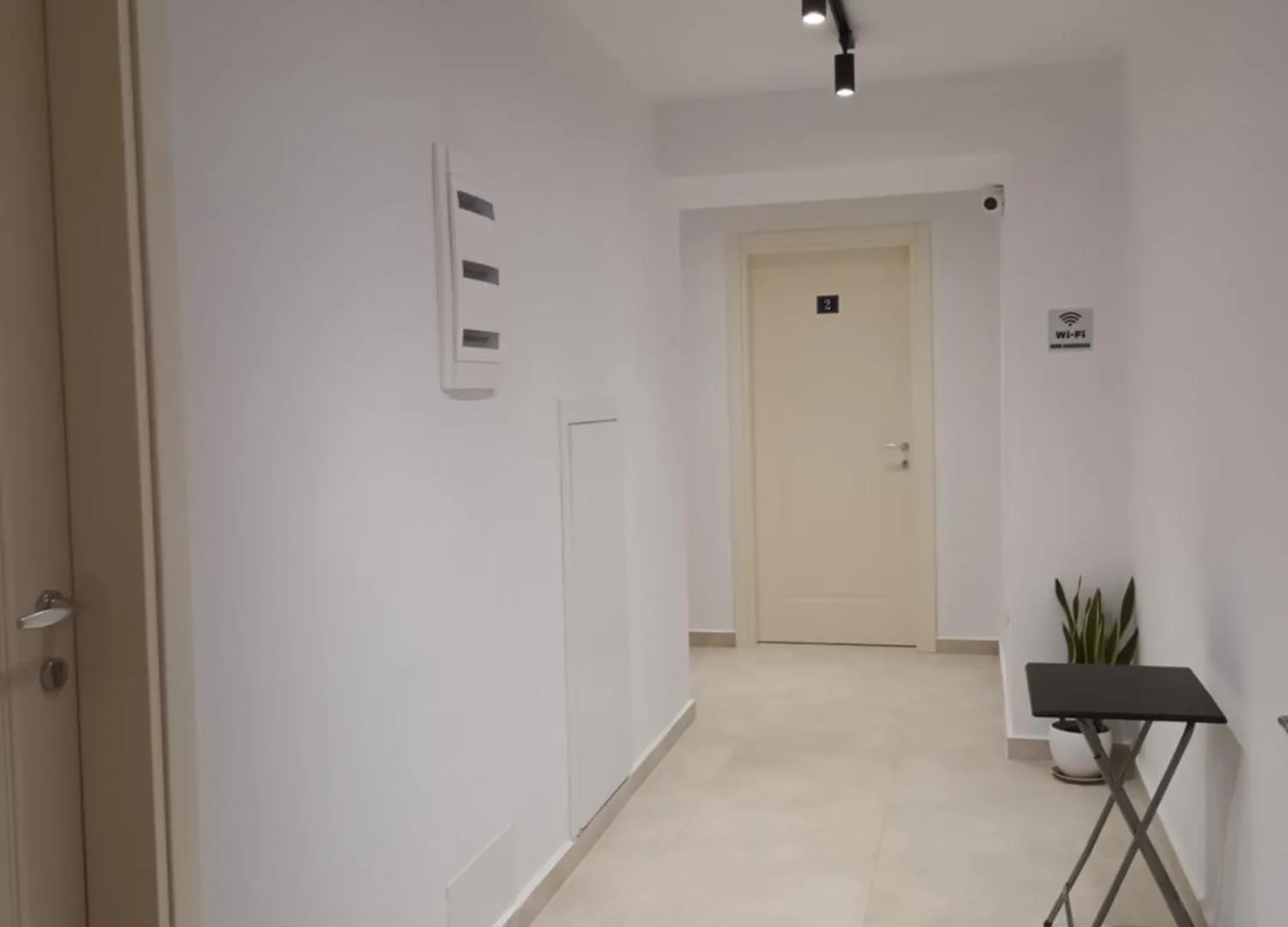 Studio Taraj Ksamil 0*,
